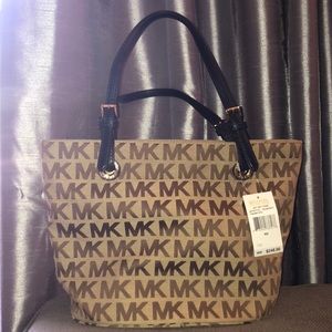 Michael Kors Shoulder Bag